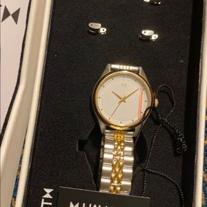 I am selling it this complete new